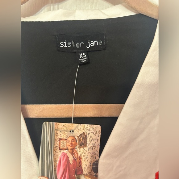 NWT Sister Jane
Courtney Jacquard Mini Dress Size XS - Picture 8 of 11